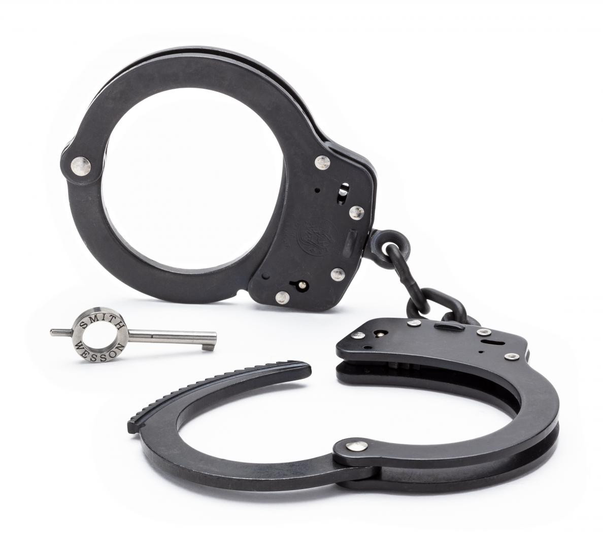 Smith & Wesson Model 100 Handcuffs | Kel-Lac