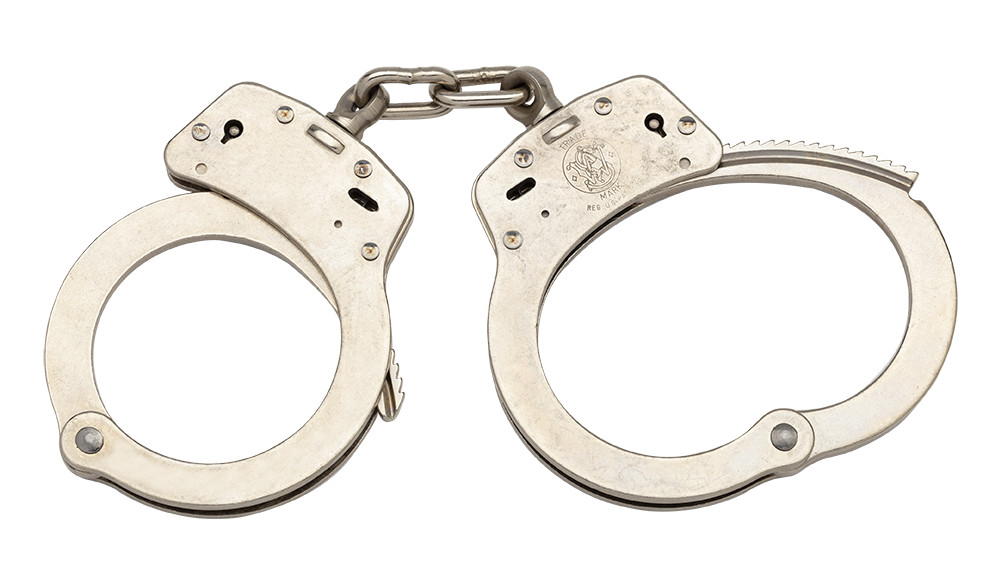 Smith & Wesson Model 100 Handcuffs