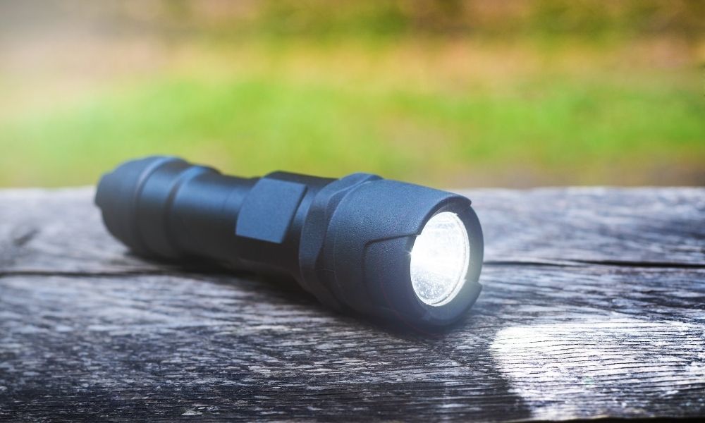 What To Look For in a Tactical Flashlight
