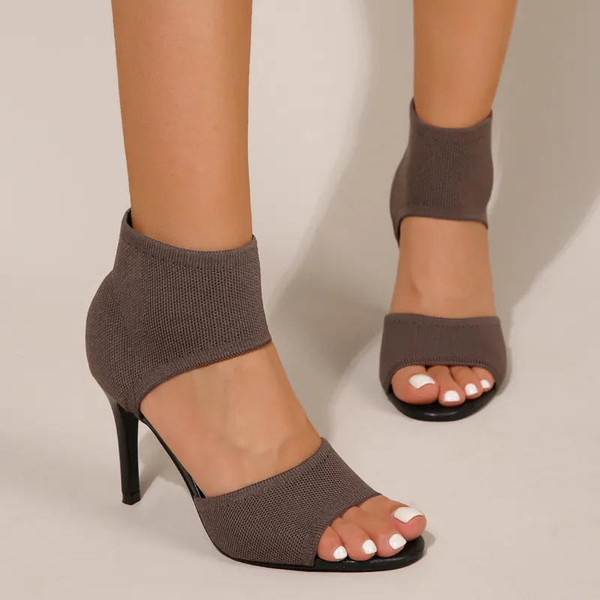 Sandales Féminines Elégantes à Talons Aiguilles Sandales Féminines Elégantes à Talons Aiguilles zaxx
