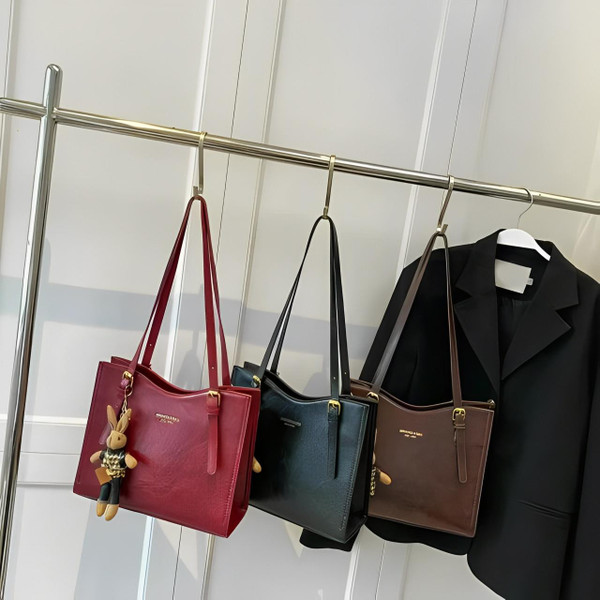 Sac En Cuir Avec Pendentif Lapin Sac En Cuir Avec Pendentif Lapin zaxx