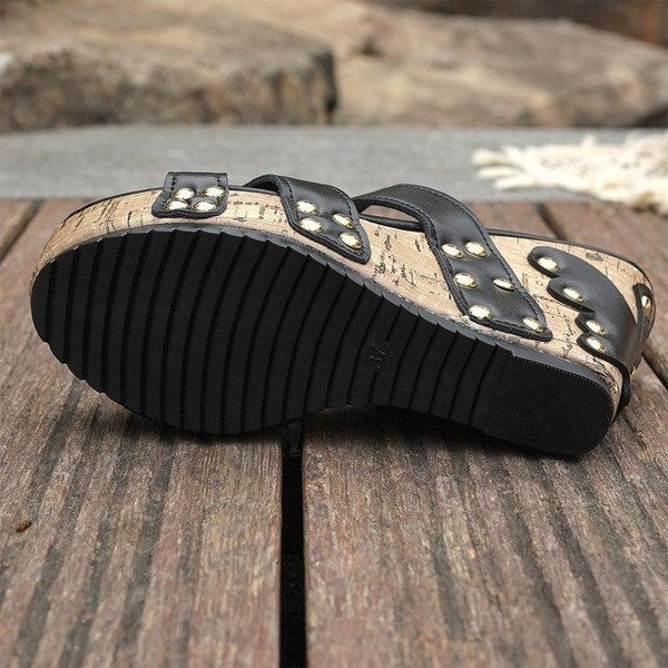 Sandales Confortables à Talon Compensé et Plateau Sandales Confortables à Talon Compensé et Plateau zaxx