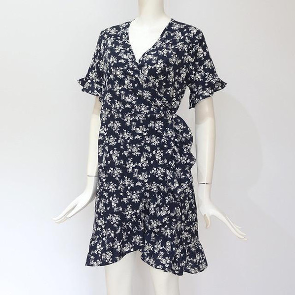 Mini Robe Florale a Volants Mini Robe Florale a Volants zaxx