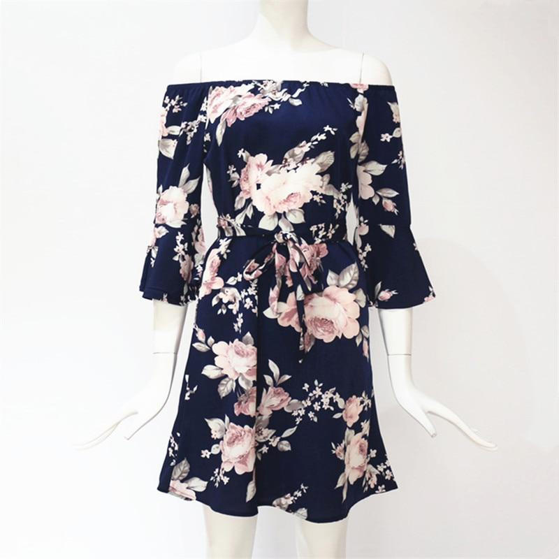 Chemisier American Eagle Noir – Broderie Florale, épaules Dénudées, Taille S