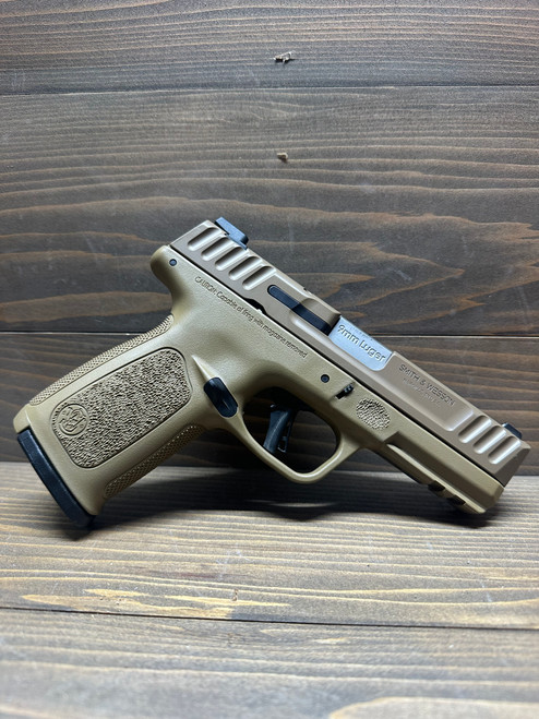 Smith & Wesson - SD9 2.0! Excellent Condition