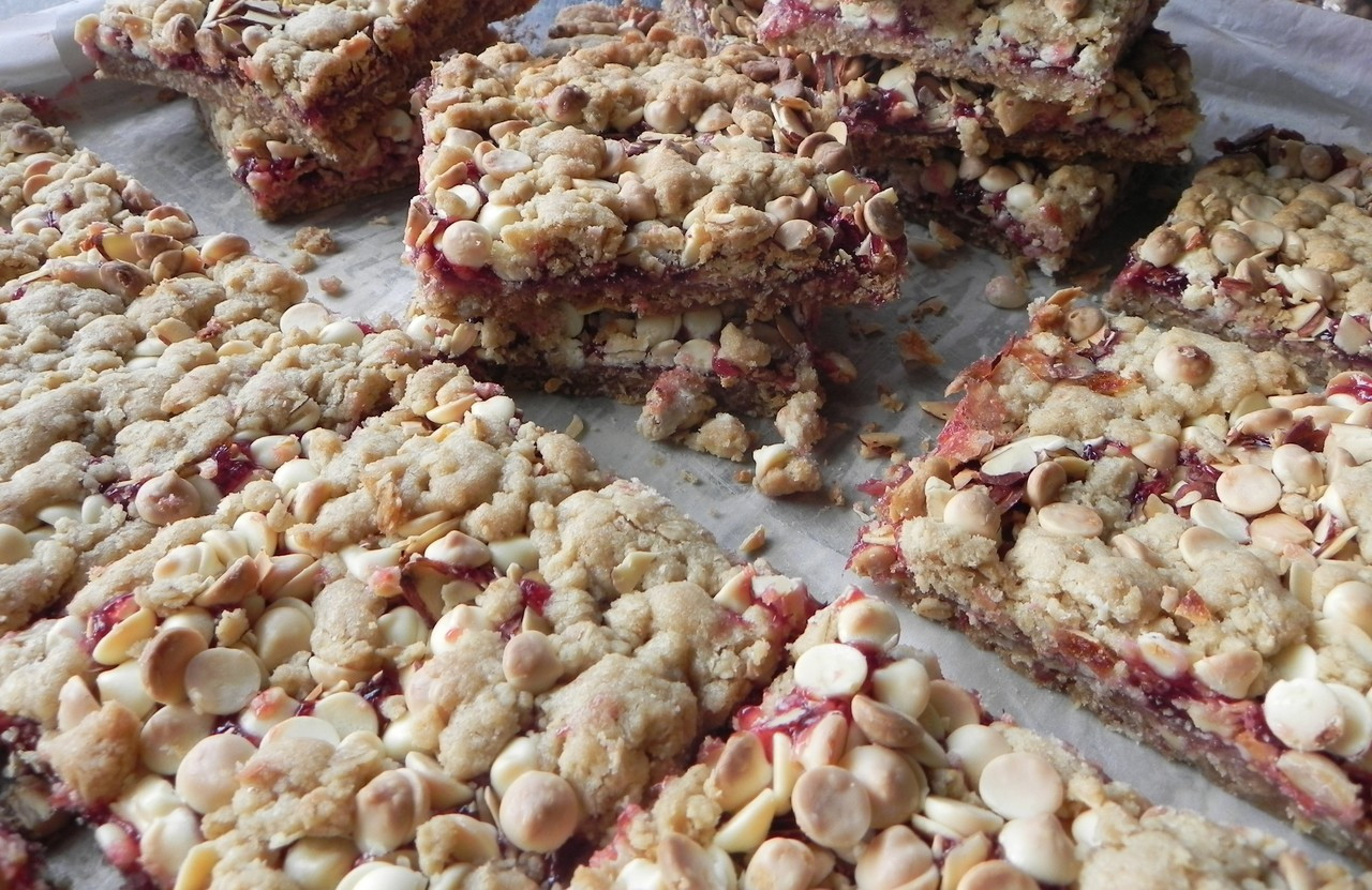 Raspberry Bethlehem Bar Pantry Pack - The Granola Factory