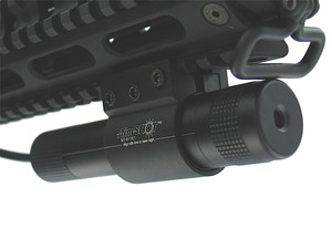 AIMS KT81067 GREEN LASER W/RAIL MNT AIMS KT81067 GREEN LASER W/RAIL MNT