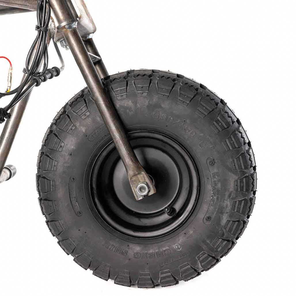 530 Universal Knobby Tires front