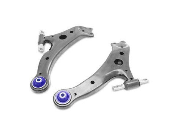 SuperPro 2002 Toyota Camry SE Front Lower Control Arm Set w/ Bushings - SUPERPROTRC1052