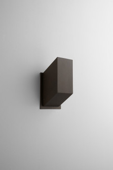 Uno LED Outdoor Lantern in Oiled Bronze (19|3-700-22)