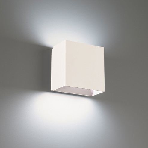 Boxi LED Wall Sconce in White (34|WS-45105-35-WT)