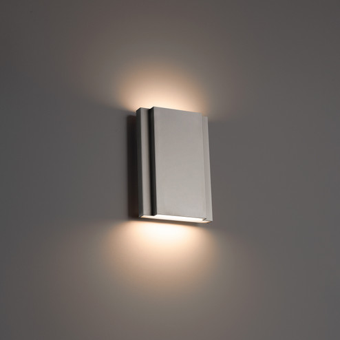 Layne LED Wall Sconce in Brushed Nickel (34|WS-81208-27-BN)