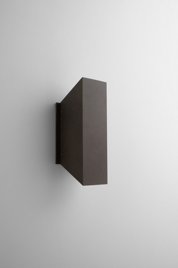 Duo LED Outdoor Lantern in Oiled Bronze (440|3-702-22)