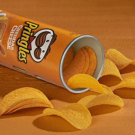 Pringles Cheddar Cheese Potato Crisp, 5.5 Ounces, 14 Per Case Pringles Cheddar Cheese Potato Crisp, 5.5 Ounces, 14 Per Case