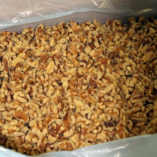 Baker Choice Medium Walnut Pieces, 30 Pounds