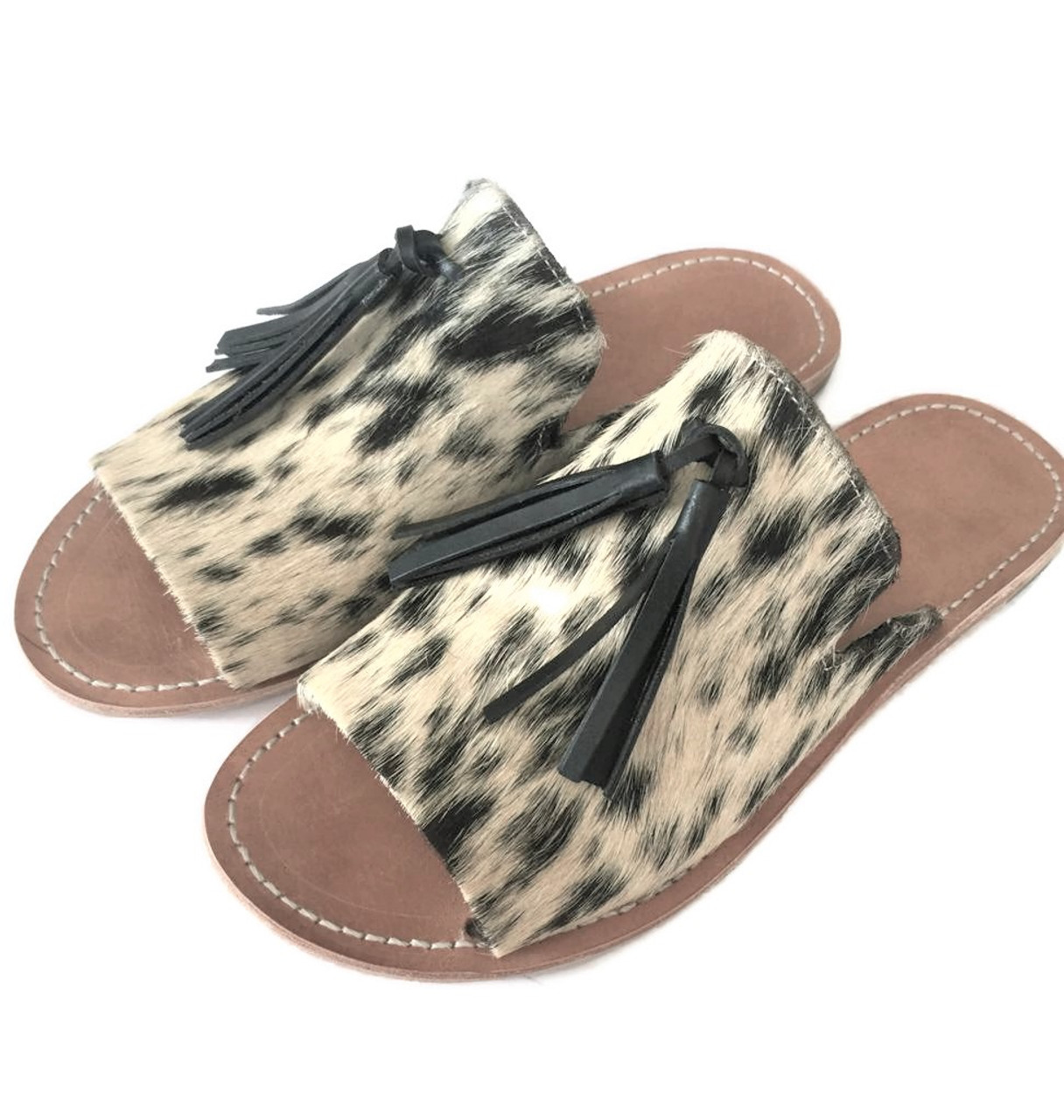 Animal print shoes for ladies | Shoesh Women's Tiger Skin Print Suede Flat  Heel Fashion Sandals