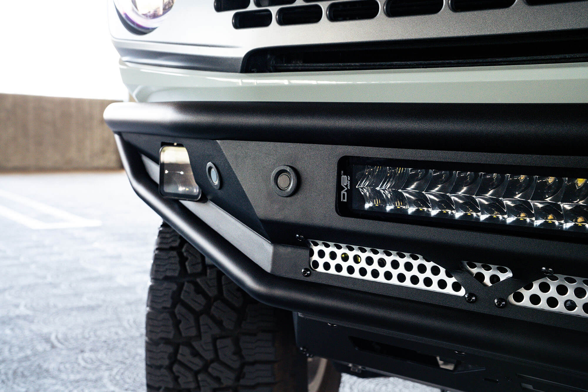 DV8 FBBR-04 DV8 2021-2022 Ford Bronco | Competition Series Front