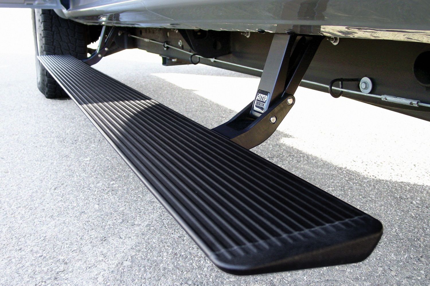 レナ AMP Research PowerStep XTreme 78139-01A | RealTruck