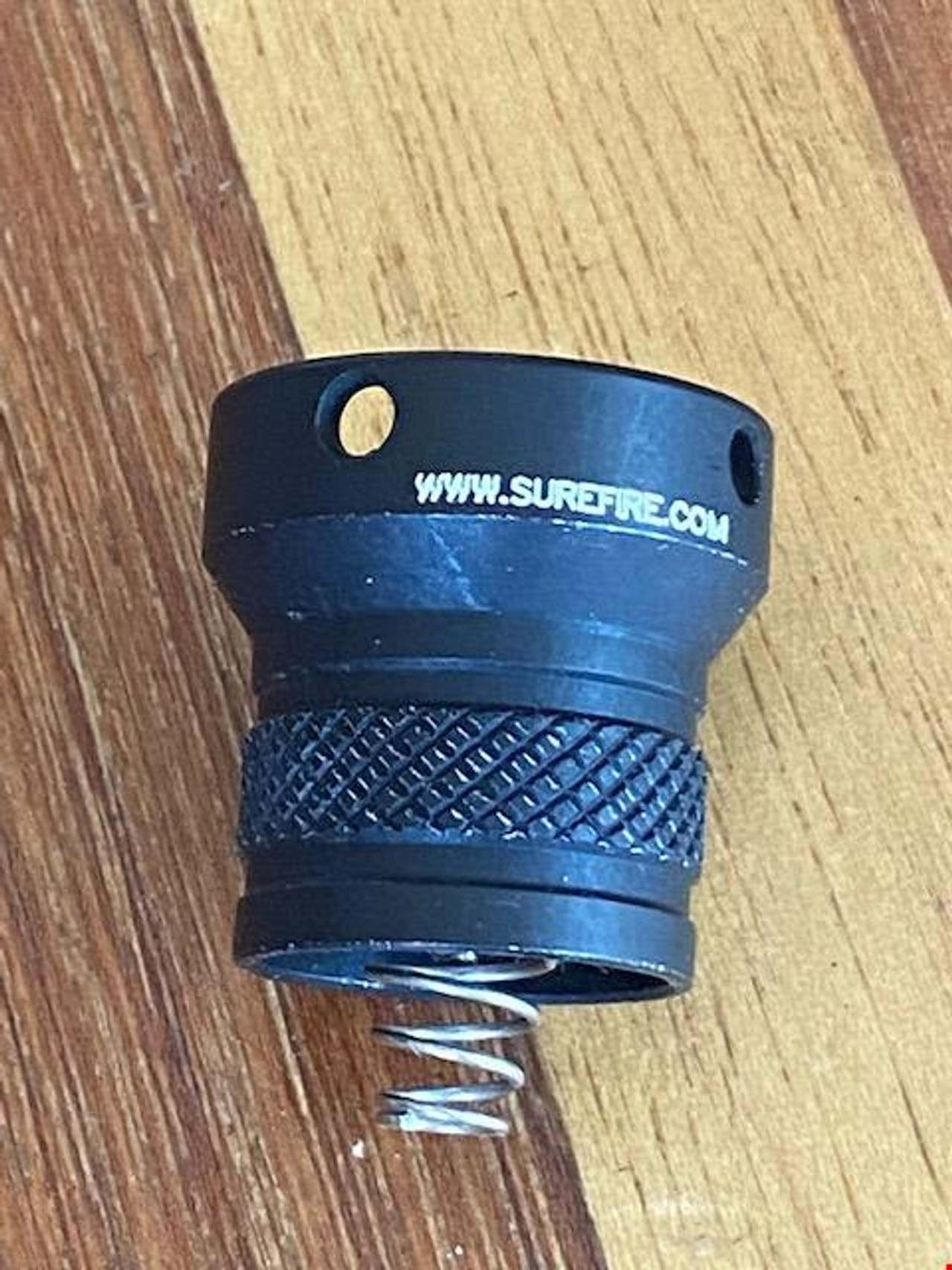 surefire clicky tailcap