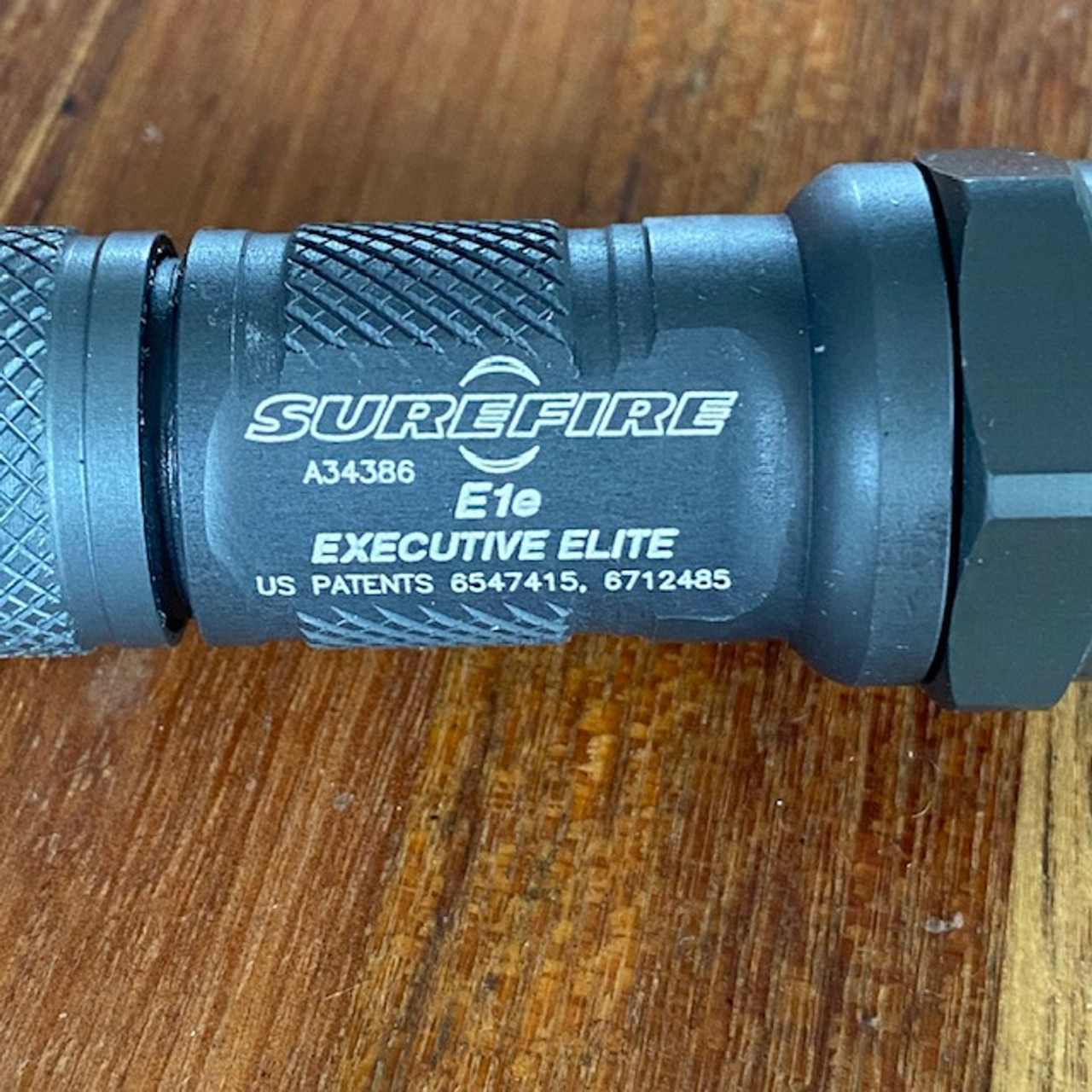 SureFire E1E E1E-HA Executive Elite Incandescent Flashlight