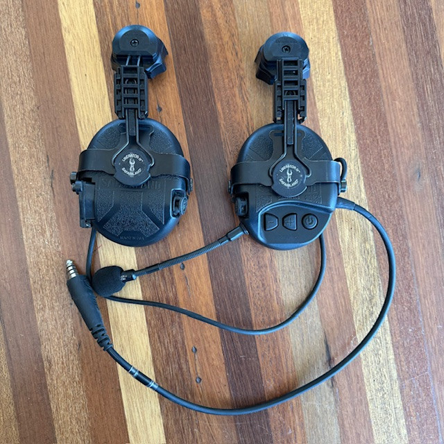 TCI Safariland LIBERATOR IV ADVANCED SINGLE COMM HEADSET Black