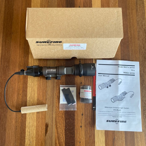 SureFire M961XM07 Millennium Universal WeaponLight Turbo Head 9 Volt XM07 switch