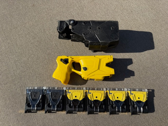 Taser X2 W/ Extras Package