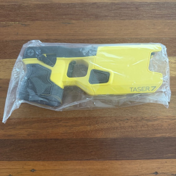 Taser 7 Rev U bundle Brand New