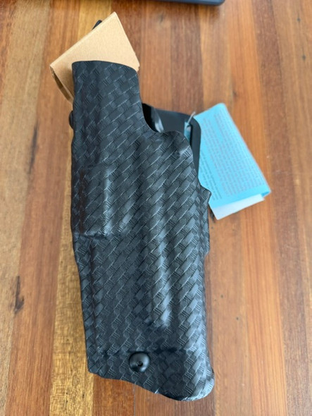 Safariland 6390-8301-482 Glock 17/22 Holster w/Surefire X300 Light Left Handed