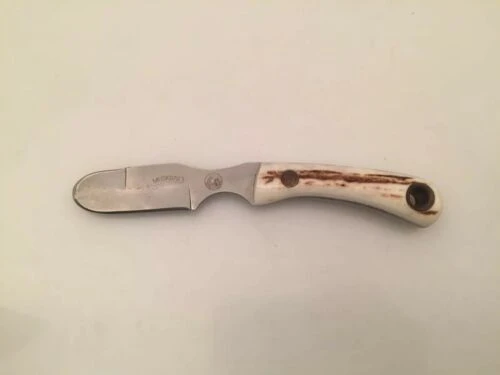 Knives of Alaska 00091FG - MUSKRAT - STAG D2 Metal Fixed Blade Skinning Knife
