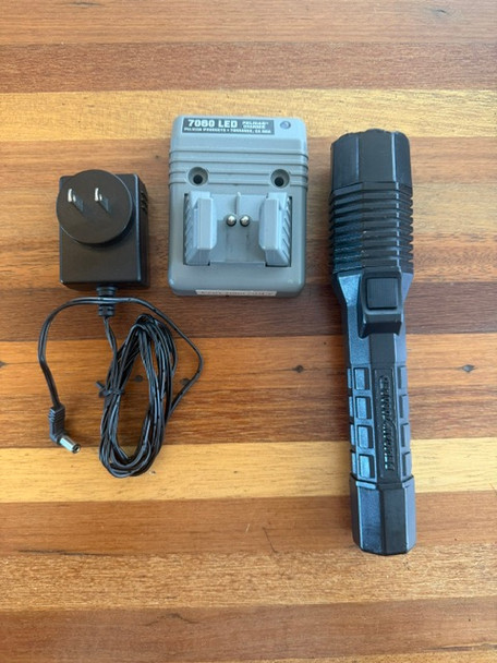 Pelican 7060 LED Tactical Flashlight with Charging Cradle & AC Power Adapter