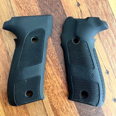 Sig Sauer P226 Aluminum Grip Set, Black Code: GRIP-226-AL-BLK (P226