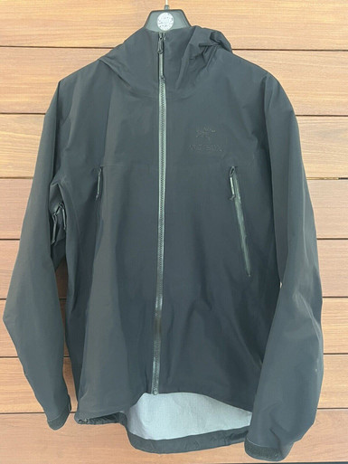 Arc'teryx LEAF Alpha LT Jacket Gen 1 Size Large Black GORE-TEX