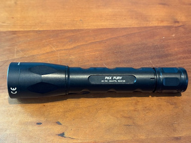 SureFire P3X Fury Tactique - 1000 Lumens - Noire - Lampe LED - Occasion Du Japon
