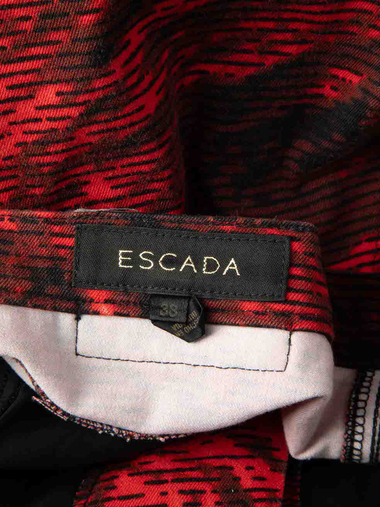 Escada Red Graphic Printed Capri Trousers