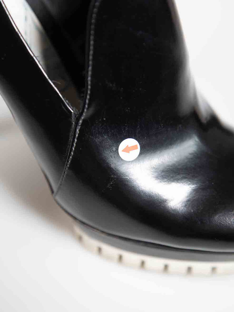 Kenzo Black Leather Platform Collared Pumps