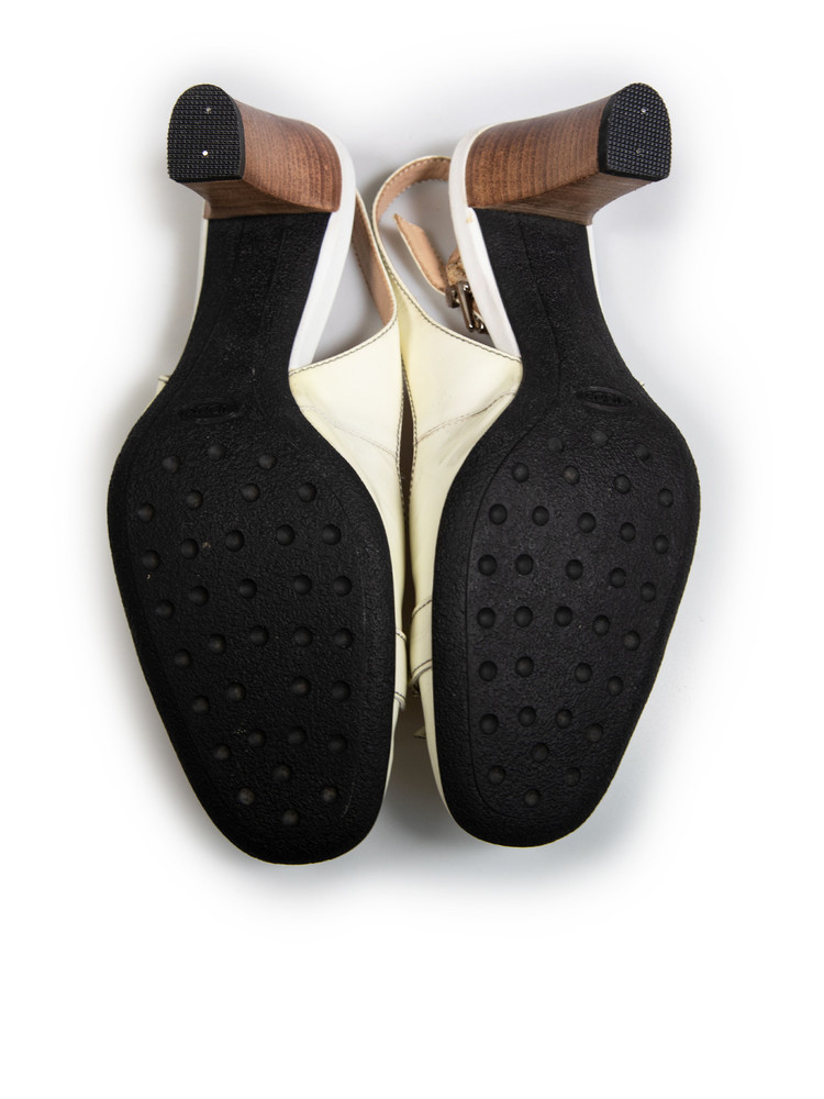 Tod's Ecru Patent T Buckle Detail Slingback Pumps