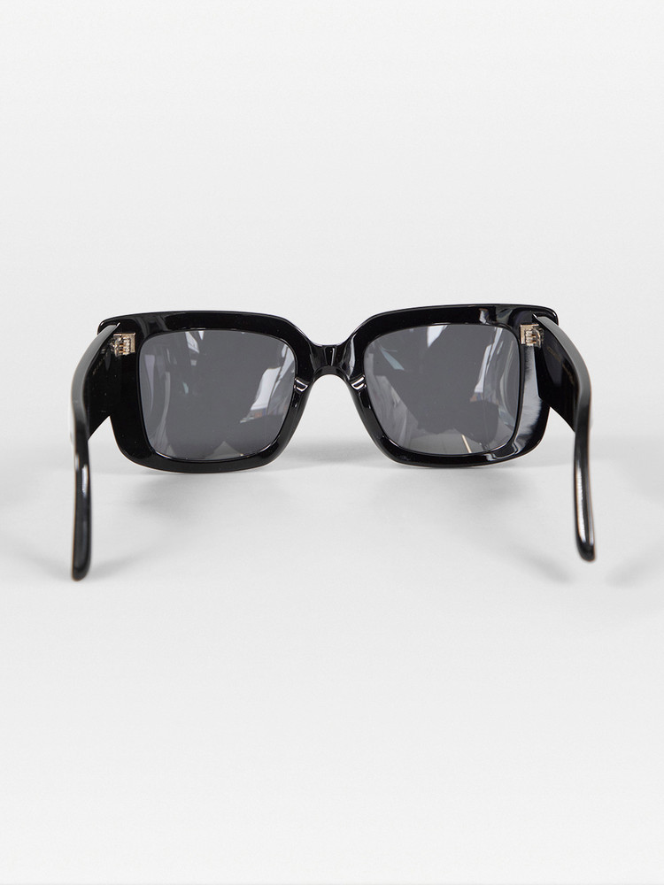 Victoria Beckham Black Rectangle Tinted Logo Sunglasses