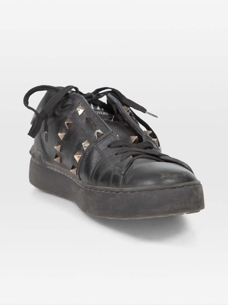 Valentino Garavani Black Leather Rock Stud Trainers