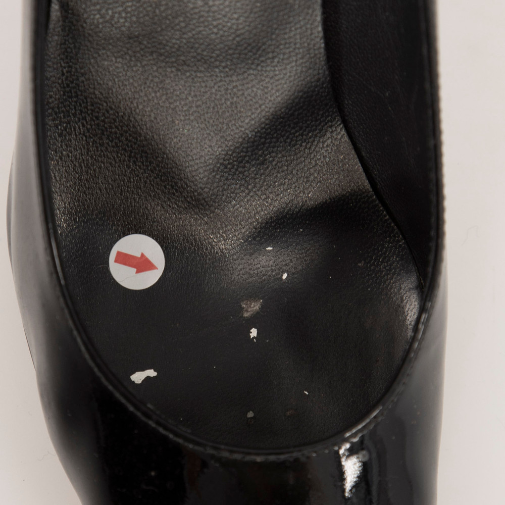 Stuart Weitzman Stuart Weitzman for Russell & Bromley Black Patent Pumps