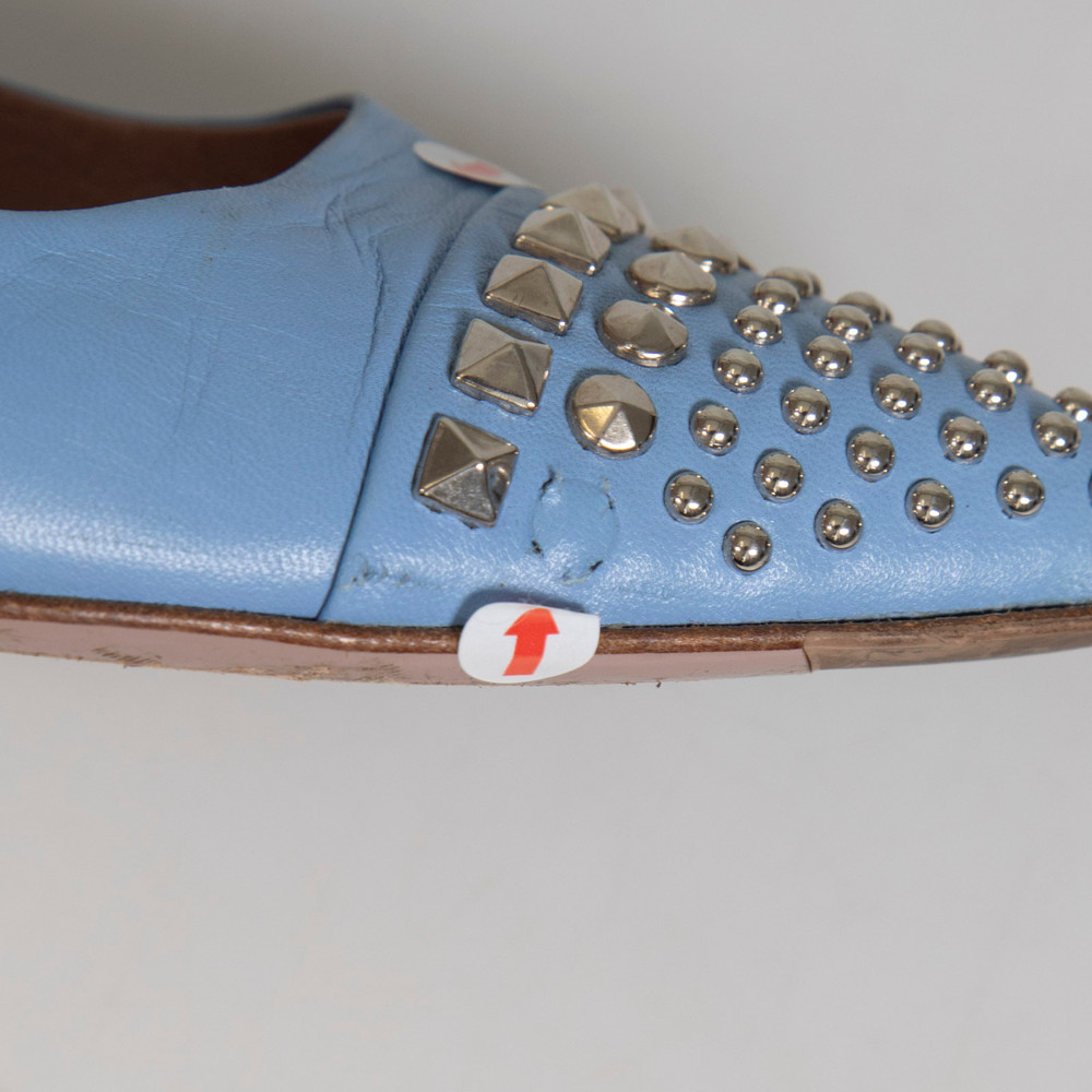 Gucci Blue Stud Detail Pointed Toe Pumps