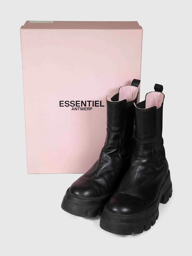 Essentiel Antwerp Black Leather Platform Lug Boots