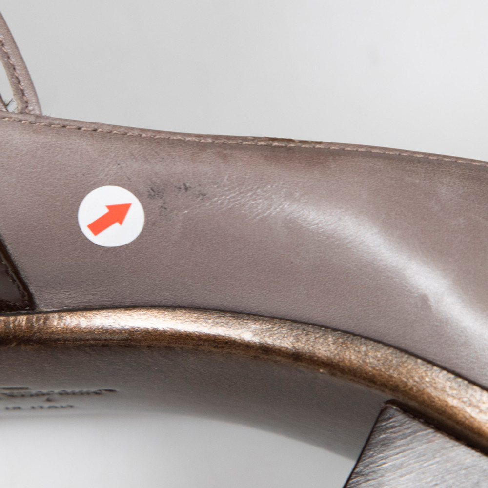Salvatore Ferragamo Brown Leather Bow Detail Pumps