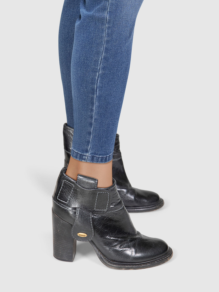 Chloé Black Leather Logo Tab Boots