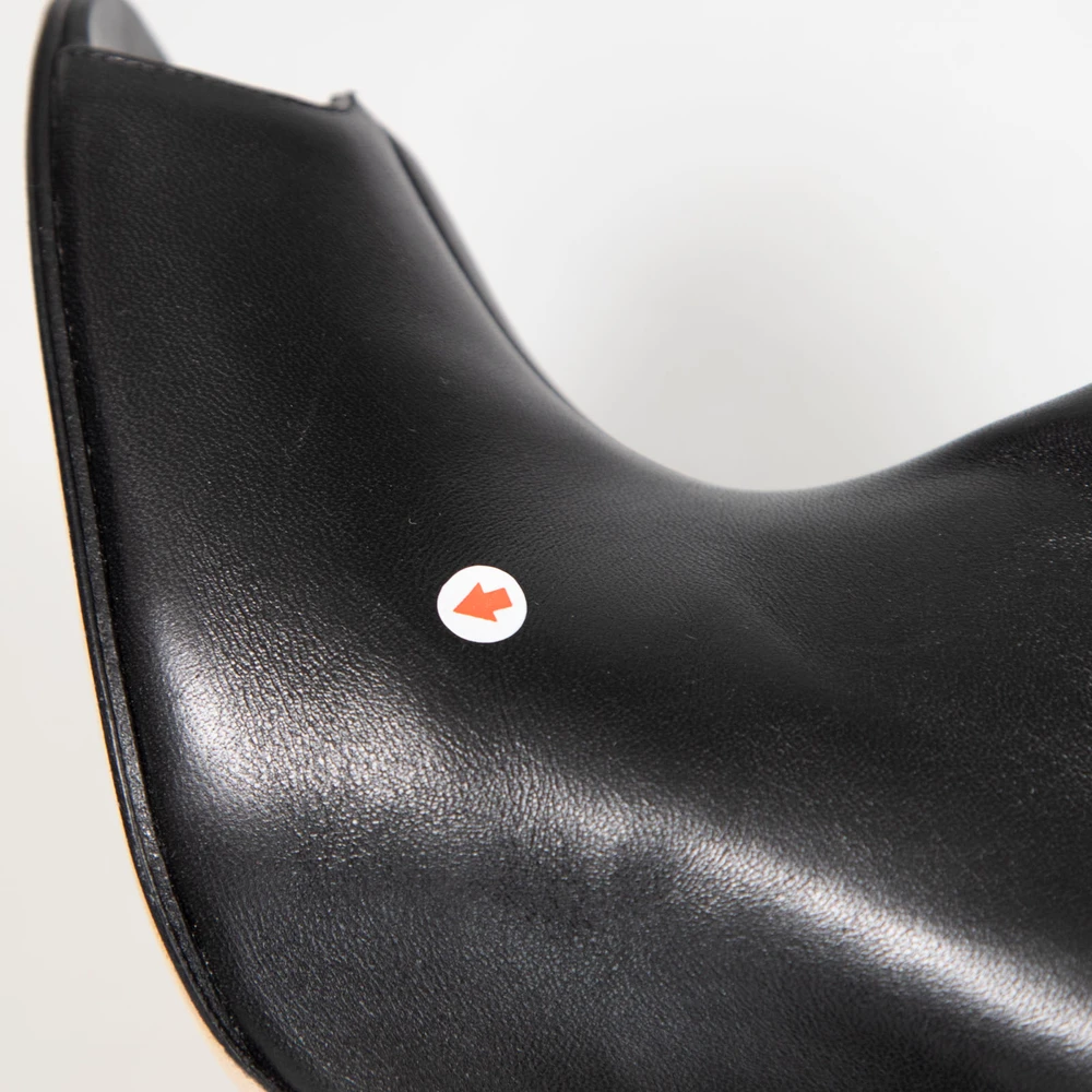 Manolo Blahnik Black Leather Pearl Heels