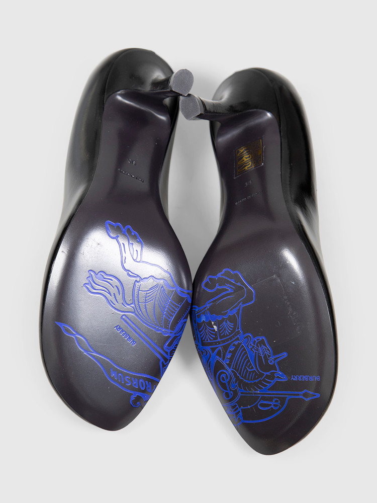 Burberry Black Patent Leather Baby Pumps