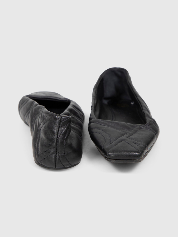 Totême Black Leather Quilted Ballet Flats