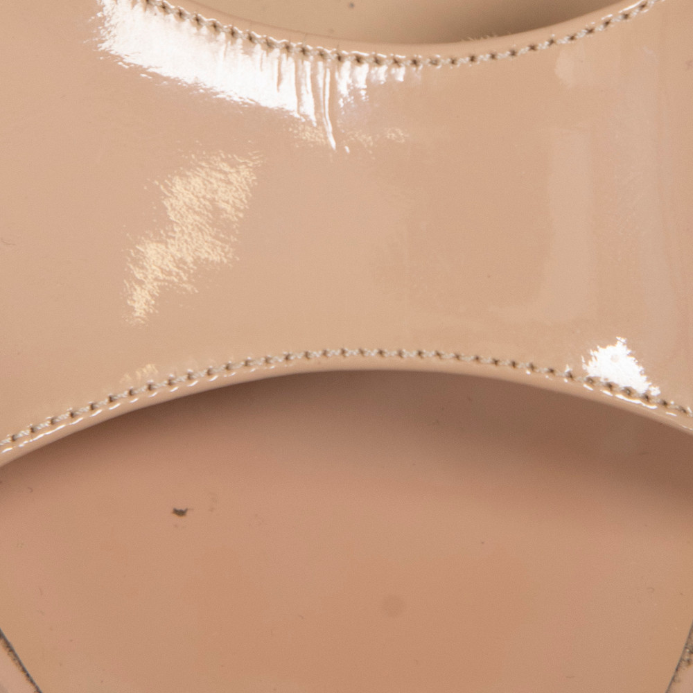 Manolo Blahnik Beige Patent Wedge Sandals