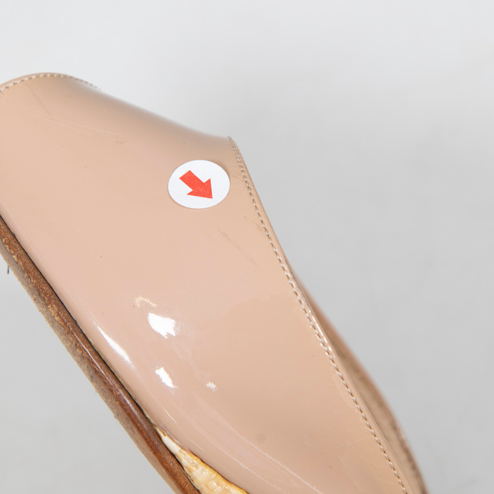 Manolo Blahnik Beige Patent Wedge Sandals