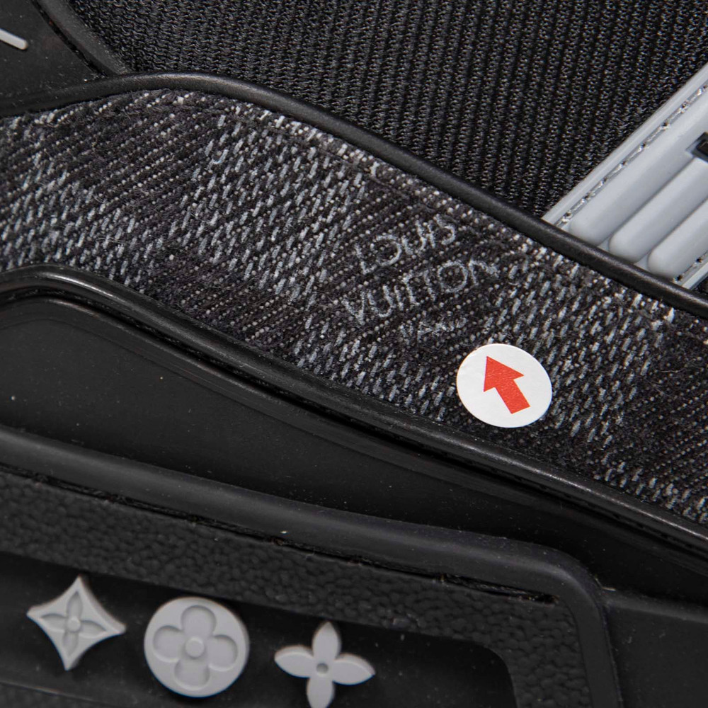 Louis Vuitton Black Denim & Leather LV Trainer